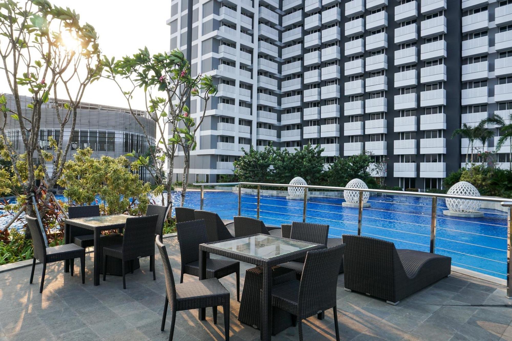 Gorgeous And Cozy At West Vista By Travelio Pangsapuri Jakarta